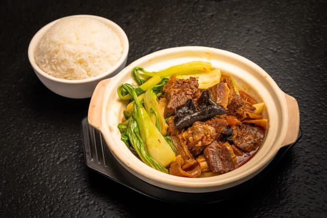 招牌牛腩饭 Signature Beef Sirloin Rice Bowl