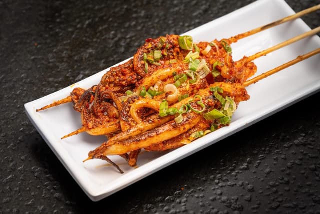 风味鱿鱼须(3pcs) Grilled Squid Tentacles (3 pcs)
