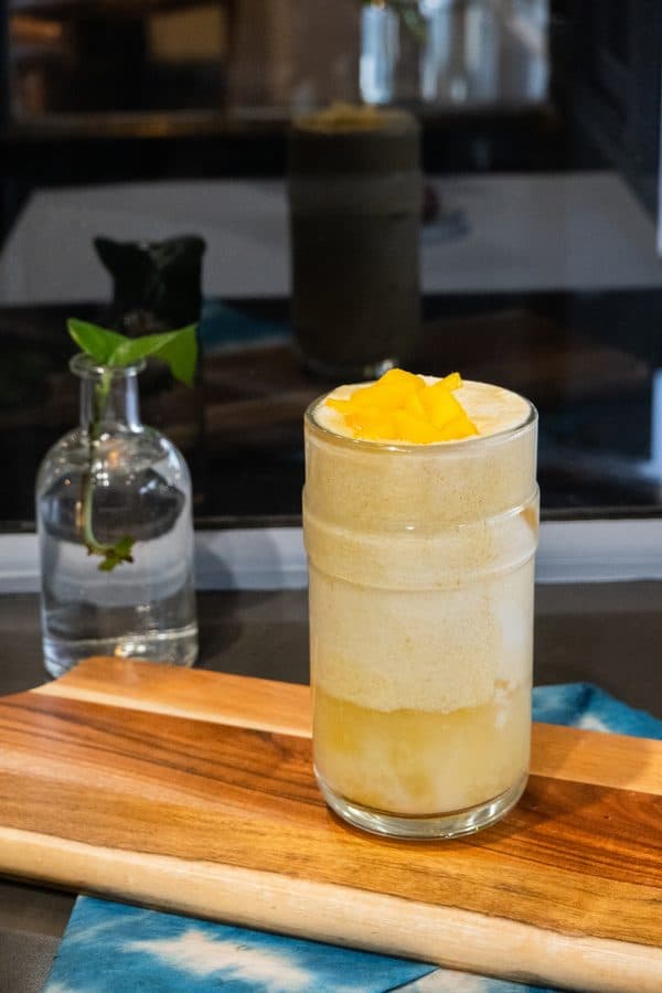 芝士芒芒 Mango Green Tea Smoothie with Cheese Foam